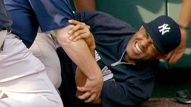 Mariano Rivera grimaces after twisting his right knee  