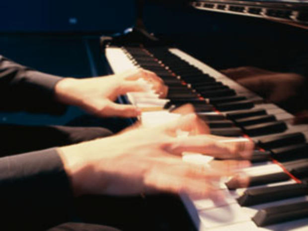 Nightlife &amp; Music Piano Bars, Entertainment 