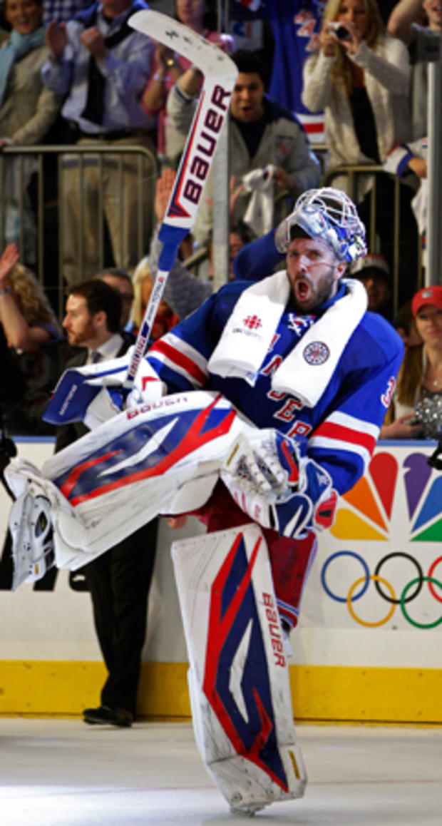 Henrik Lundqvist celebrates after defeating the Washington Capitals in Game 7 