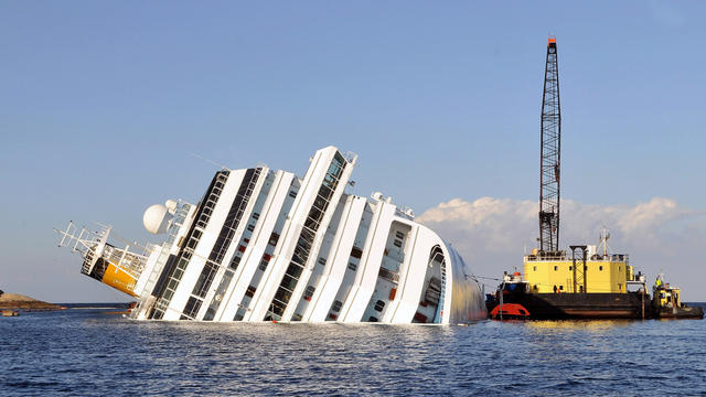 Wreckage of Costa Concordia sits off Italian coast 