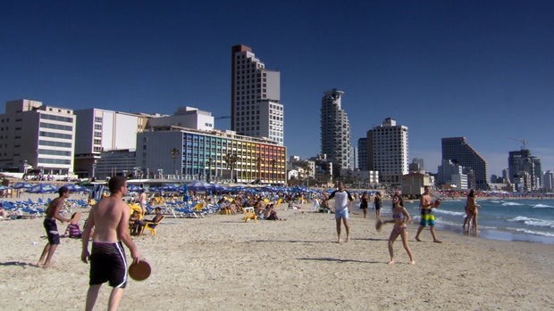 Bob Simon reports on the culture of Tel Aviv for 60 Minutes. 