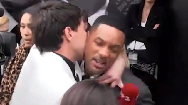 WillSmith_kiss.jpg 