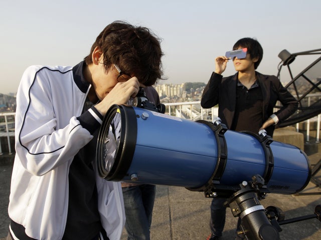 solar eclipse, Seoul, South Korea 