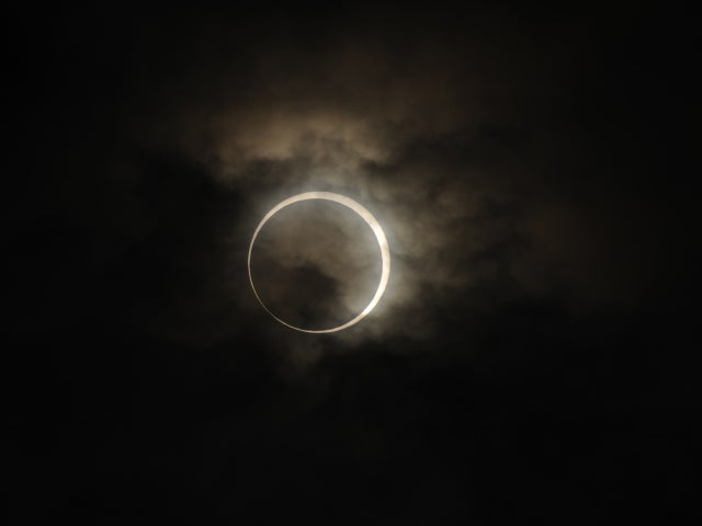 solar eclipse, tokyo, japan 