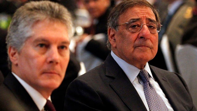 120601-Leon_Panetta-AP120601015528.jpg 