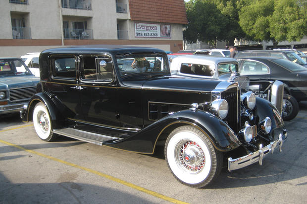 1934 Packard 1101 Club Sedan 