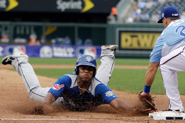 Mike Olt tags out World's Jesus Aguilar 