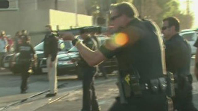 cops-shoot-into-crowd1.jpg 