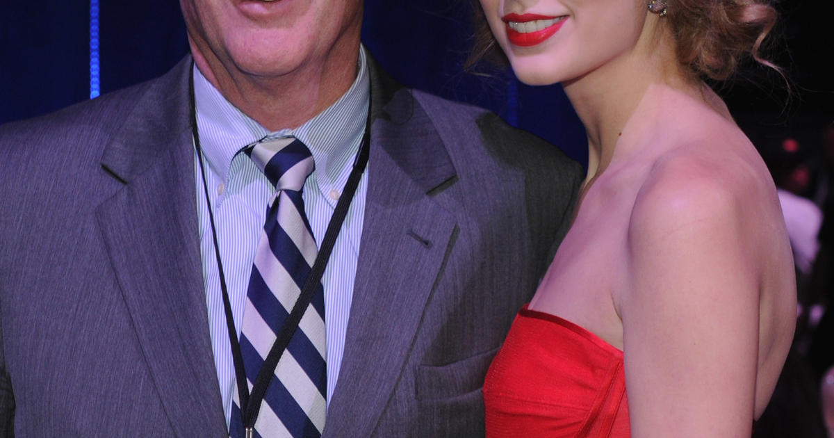 Taylor Swift's father will not face charges for allegedly punching Australian photographer