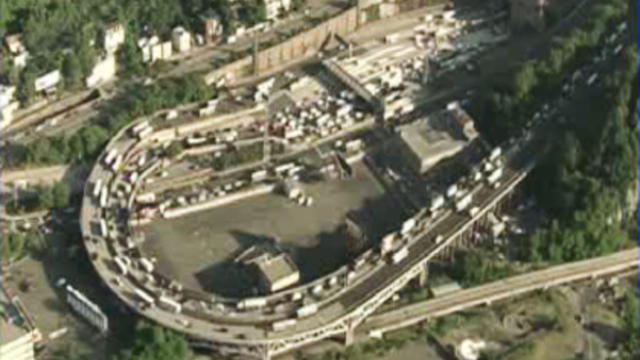lincoln-tunnel-helix.jpg 