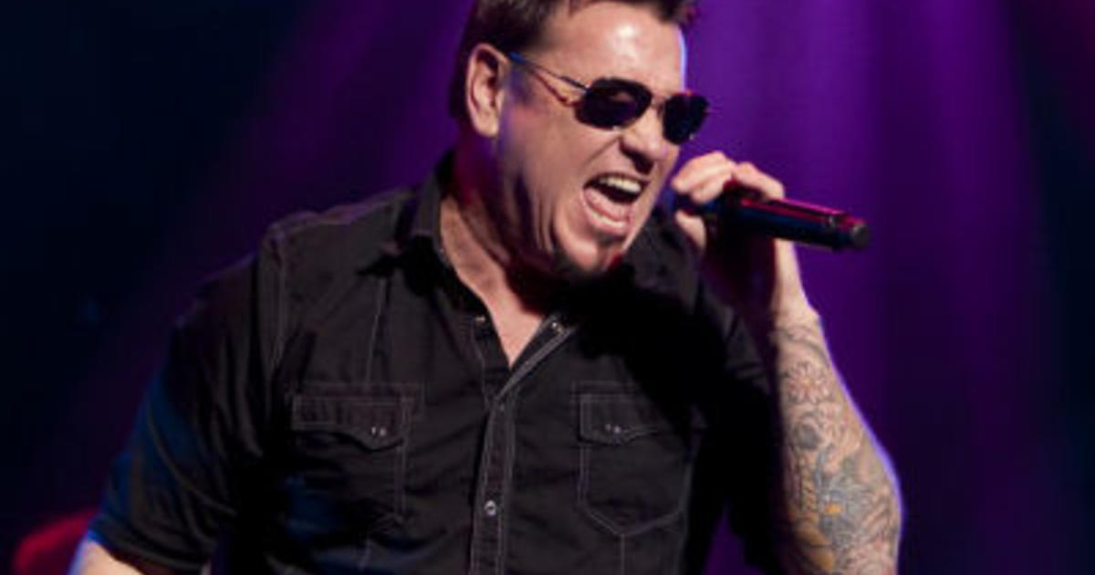 Smash Mouth Frontman Steve Harwell Dies at 56