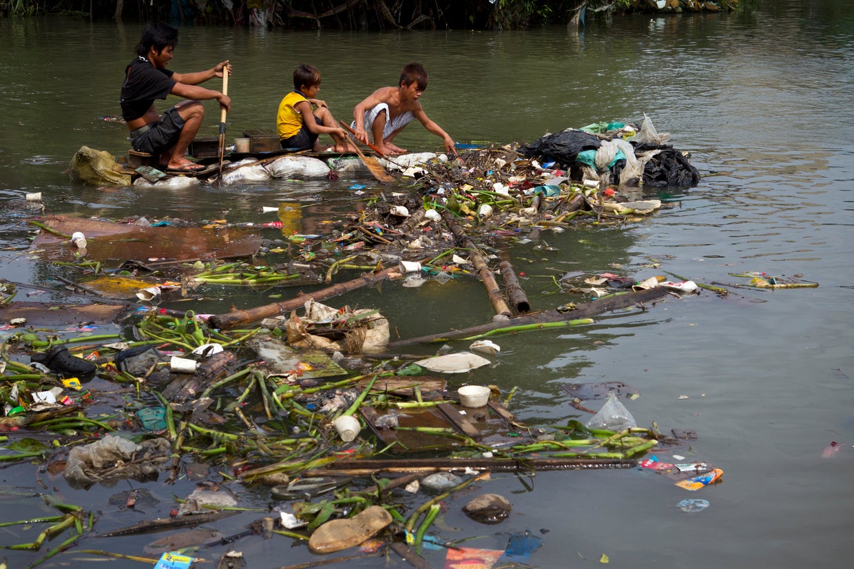 Cleanup in Manila after massive flood