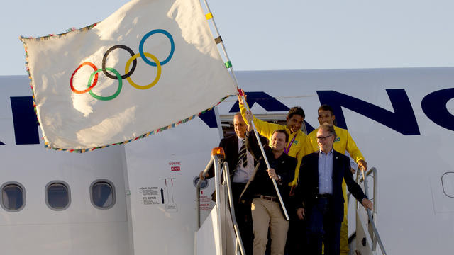 Rio de Janeiro, Eduardo Paes, Olympic flag, Brazil 