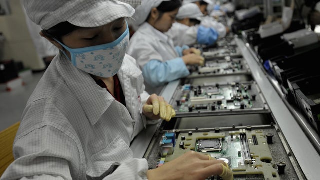 Foxconn-worker.jpg 