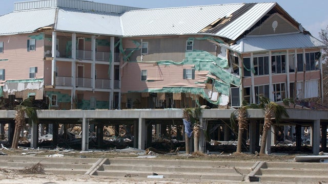 Biloxi_Katrina_53551673.jpg 