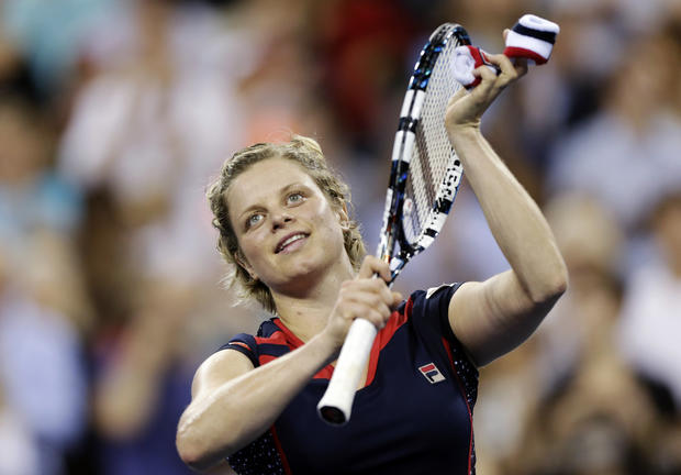 Kim Clijsters thanks the crowd after defeating Victoria Duval  