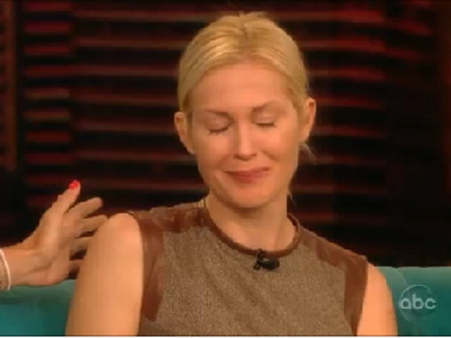 Kelly Rutherford gets emotional about custody war on 