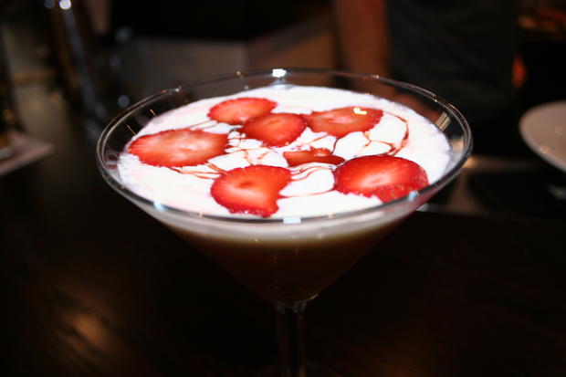 strawberry-martini.jpg 