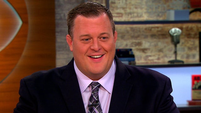 ctm_0924_MIKE_MOLLY_promo.jpg 