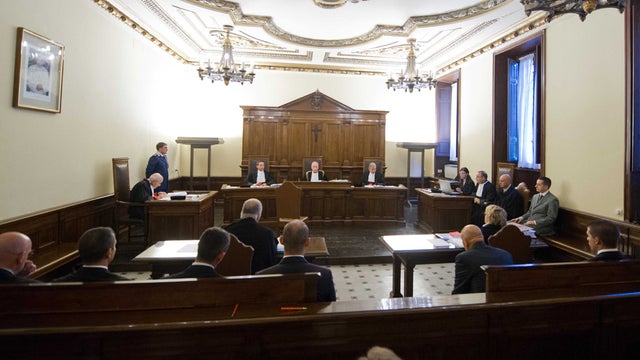 Vatican_trial_AP722045418140.jpg 