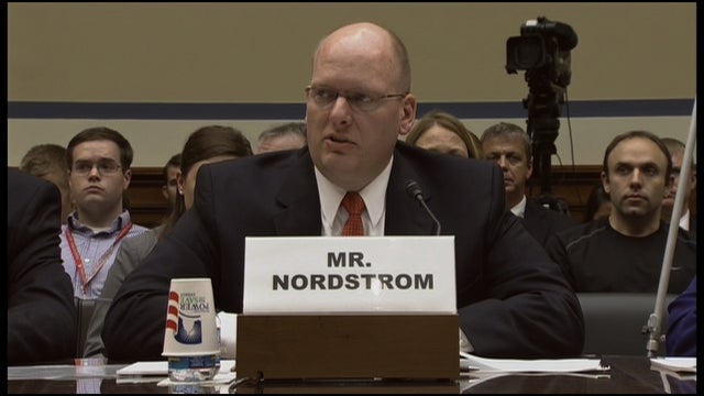 politics_1010_NORDSTROM_OPEN.jpg 