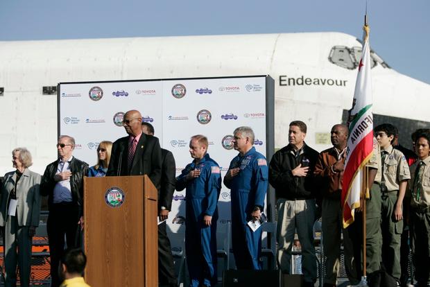 endeavour-at-the-forum-40.jpeg 