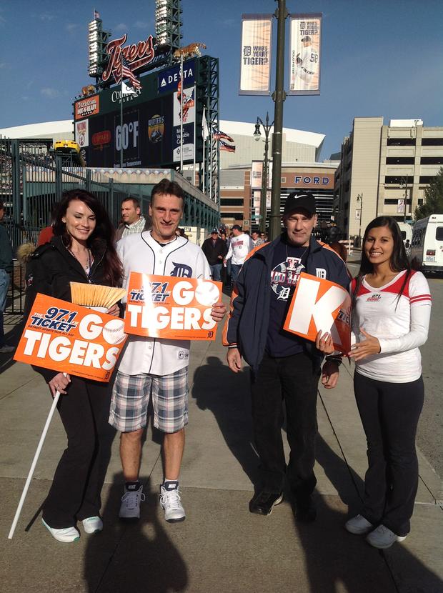 tigers-fans-game-4-alcs-45.jpg 