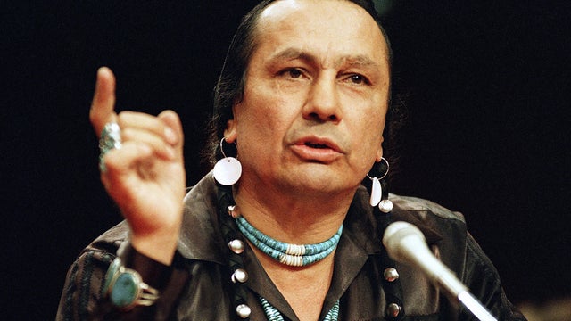 Russell_Means_AP420020645616.jpg 