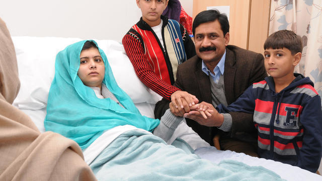 Malala_Family_1.jpg 