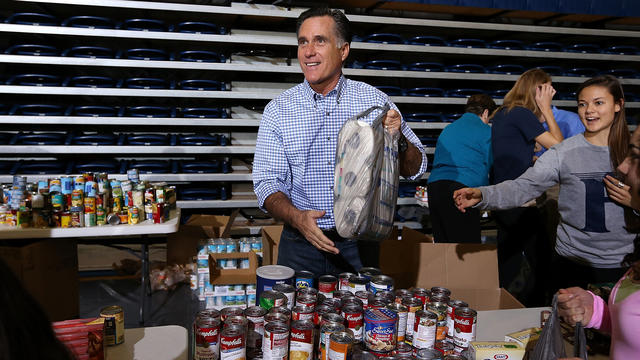Romney holds Sandy "disaster relief event" 