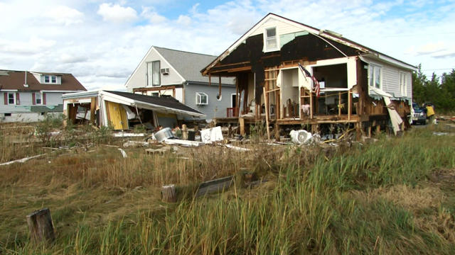 Clean up from Sandy begins around Atlantic City 