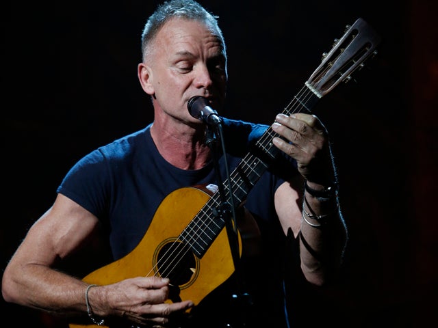 121102-Sting-AP103834165662.jpg 