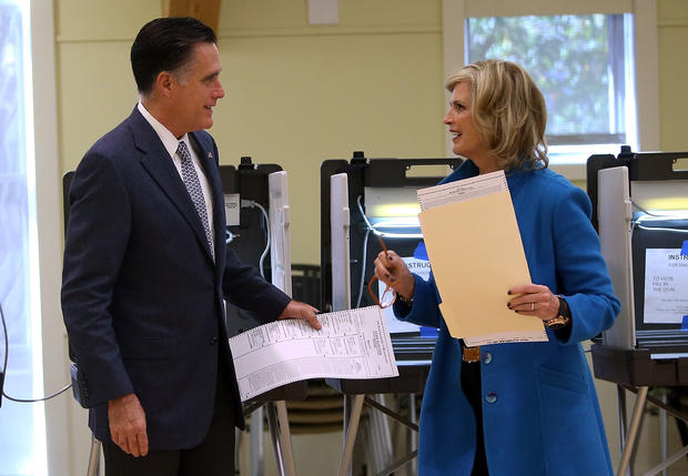 12-RomneyVotesNov62012.jpg 