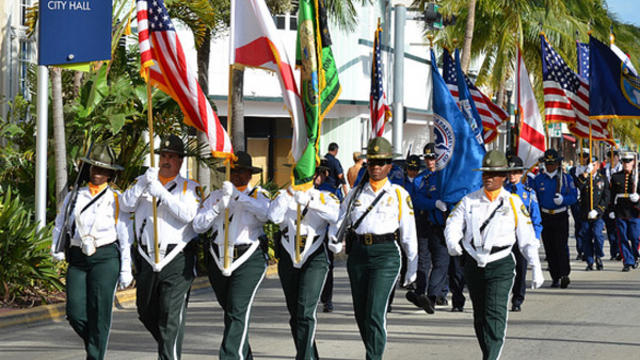 miami-beach-veterans-day-parade.jpg 
