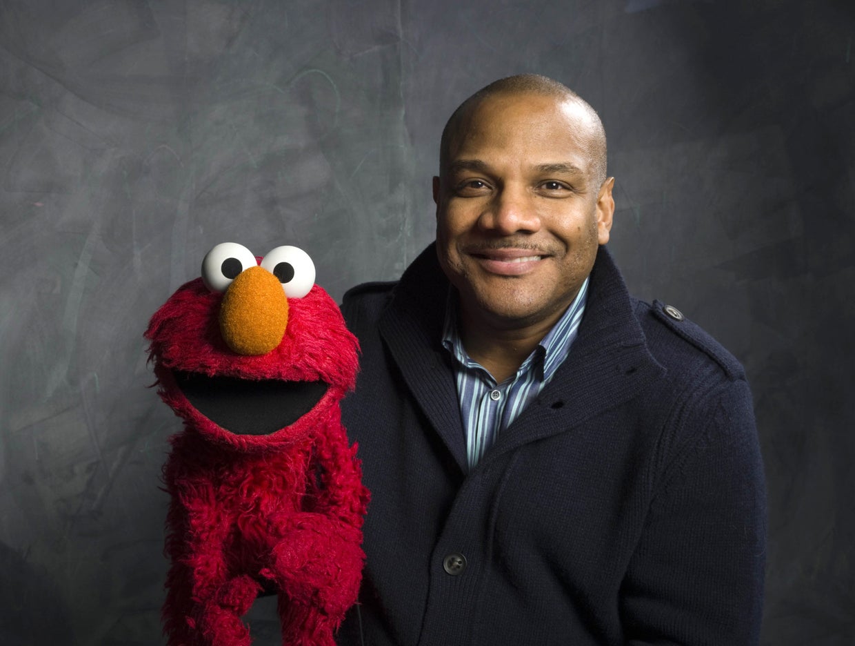 Kevin Clash, Elmo puppeteer, accused of inappropriate relationship with ...