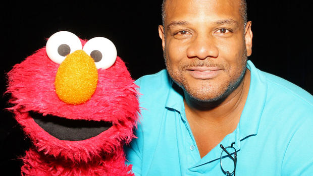 Elmo puppeteer resigns amid sex allegations 