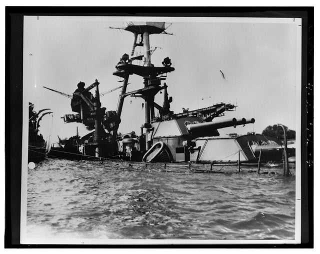 LOC_PEARL_HARBOR_SUNKEN_SHIP.jpg 