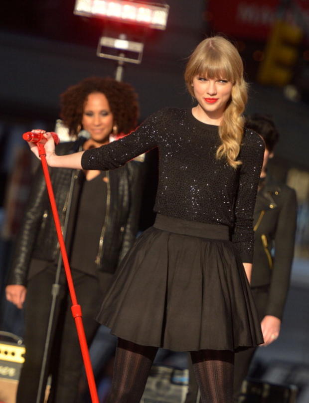 Taylor Swift Performs On ABC's "Good Morning America" 