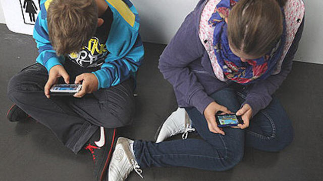 kids-smartphones-getty.jpg 