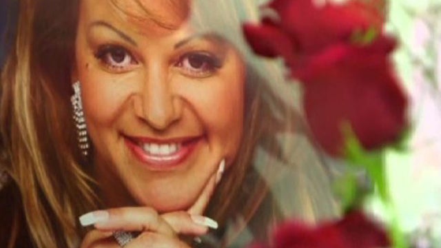 Fans hold vigil for Jenni Rivera 