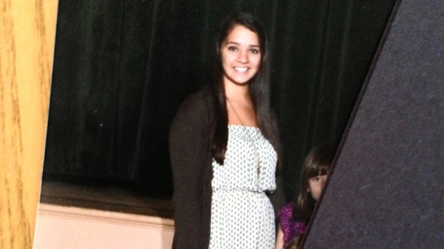 Hero teacher gave life to save students  