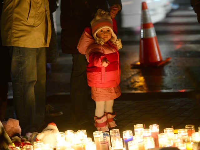 newtown, connecticut, shooting, memorial, vigil 