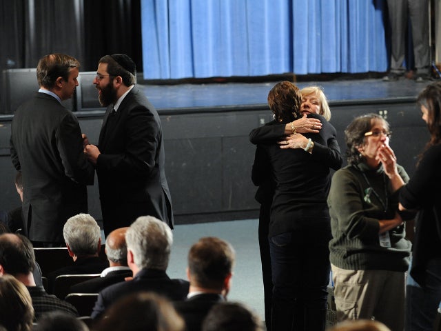 newtown, connecticut, shooting, memorial, vigil 