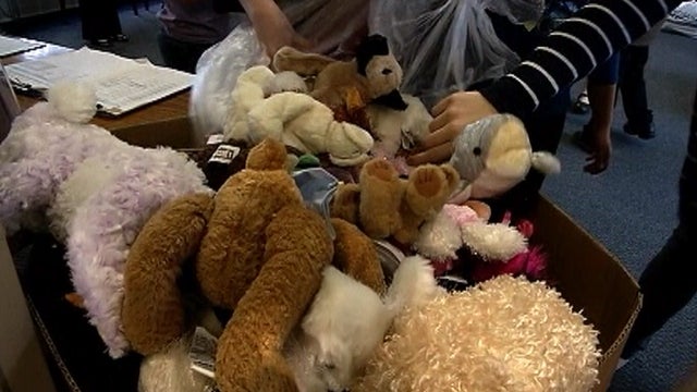 Woman starts teddy bear drive for Conn. kids 