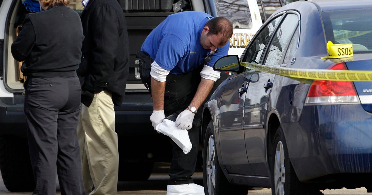 Colo. murder-suicide gunman was just out of jail - CBS News