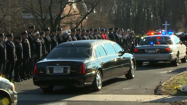 121219-Newtown_funeral.jpg 