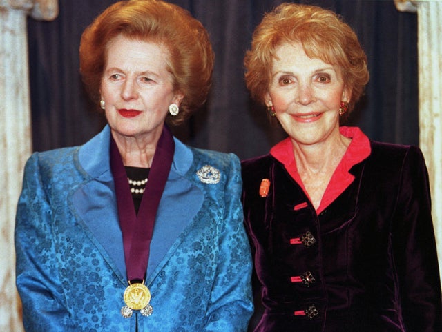 22-Margaret-Thatcher.jpg 