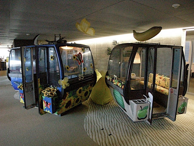 Zurich_gondola_work_space_2.jpg 
