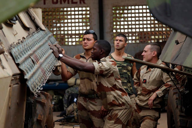 05Mali:France_Fighting.jpg 