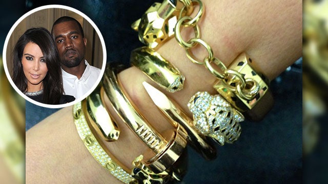 640_kim_kardashian_kanye_west_bracelets_130125_147841936.jpg 